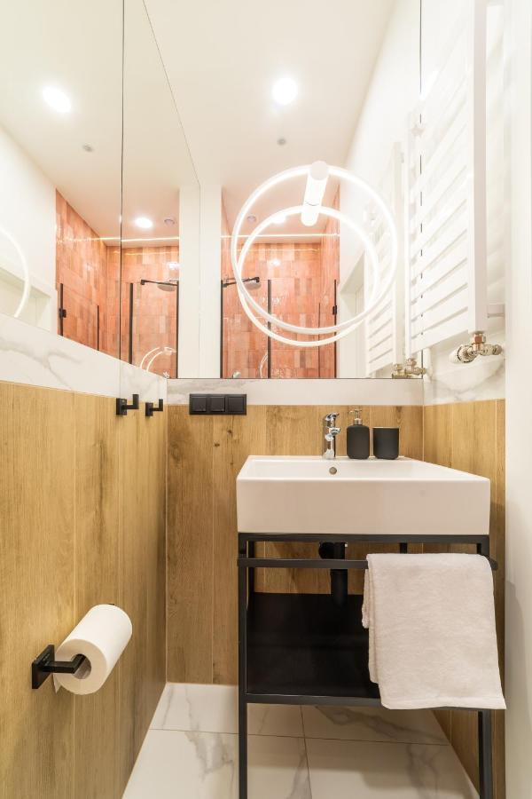סופוט Riva Apartments By Oneapartments מראה חיצוני תמונה